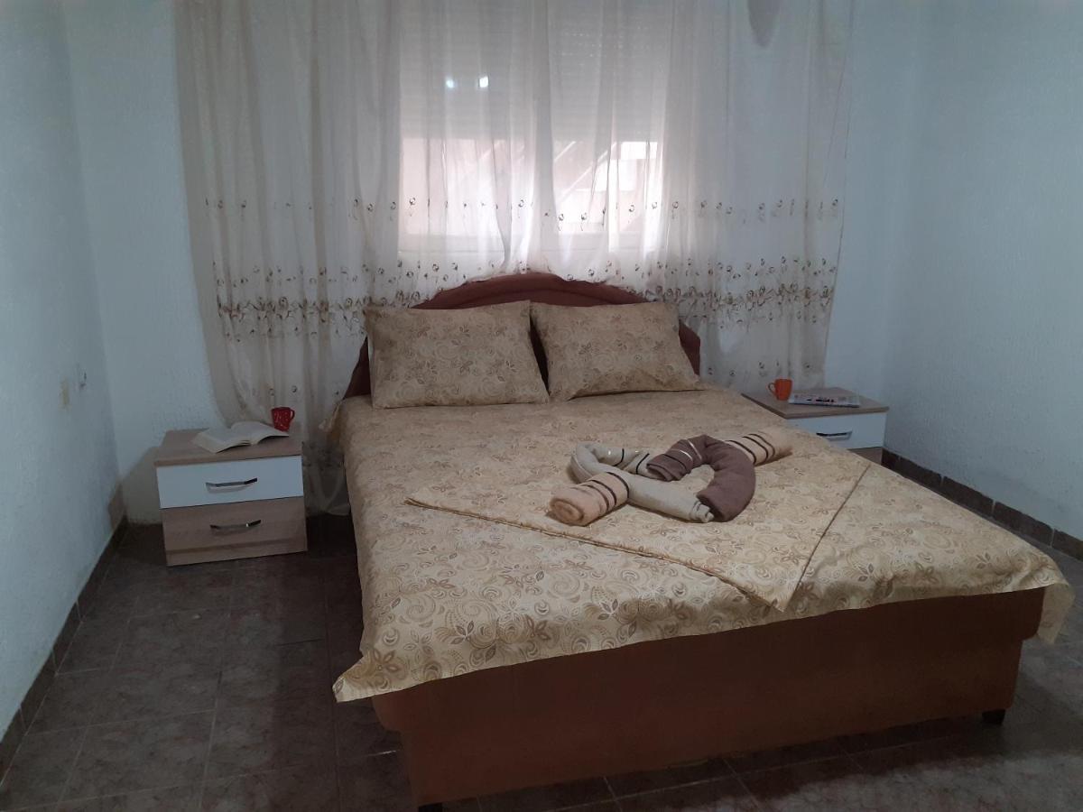 Studio-Apartman Milena 2 Podgorica Exterior photo
